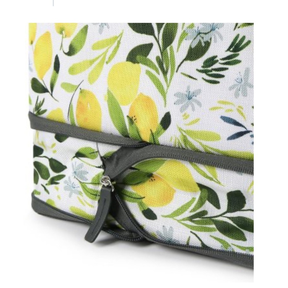 Artists' Collection Expandable Lunch Box, Choose Color - Picture 3 of 5